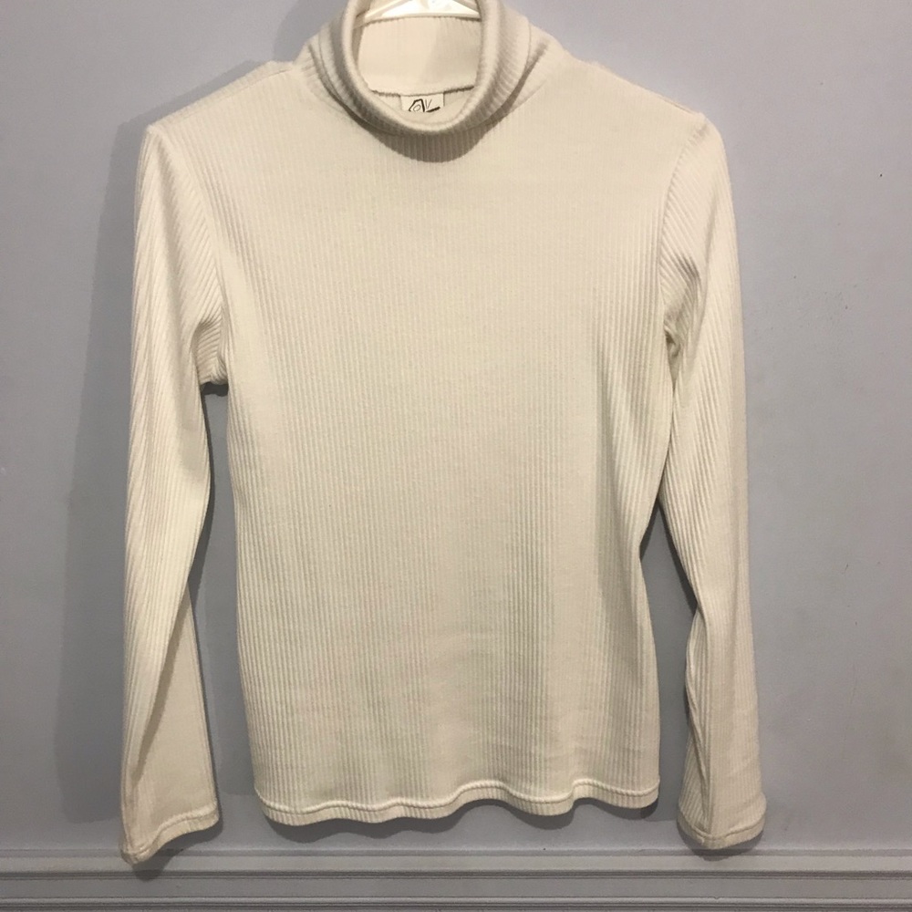 Fashion Bug size small long sleeve white turtleneck